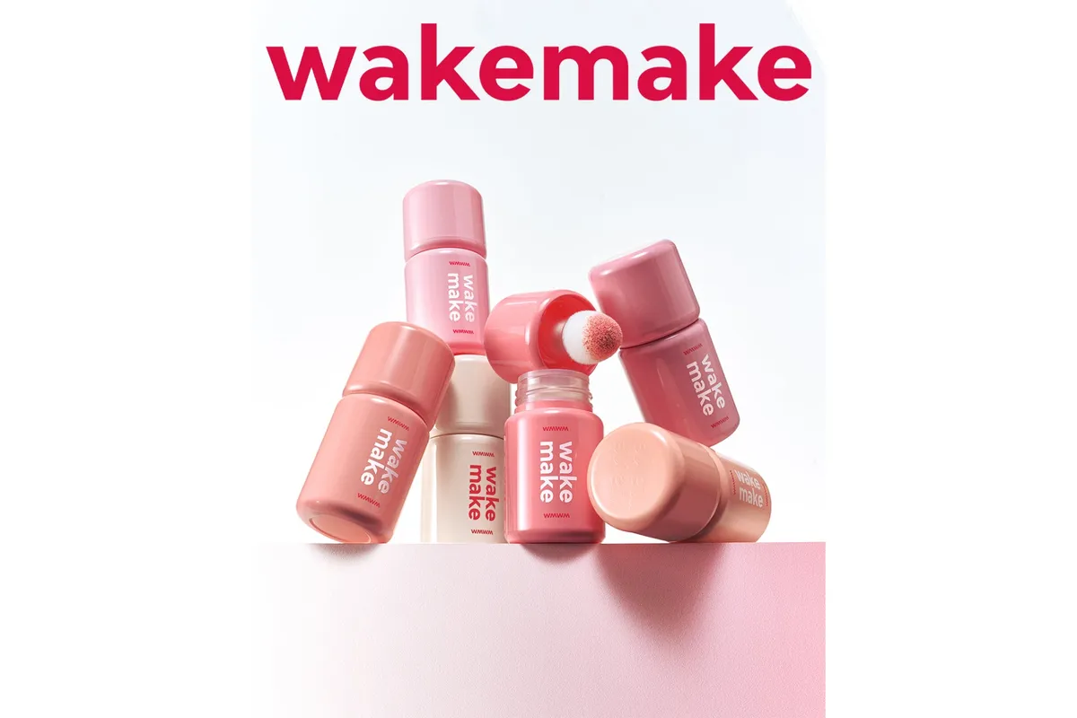 WAKEMAKE シェイキングブラーチークの商品ラインナップ