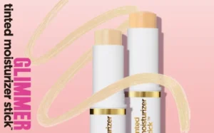 レブロンから15秒で美肌見えする「スティックファンデ」新登場！高保湿処方で1日中潤いキープ