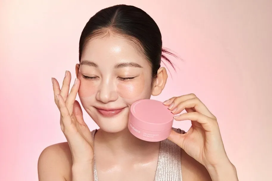 モデルがアイパッチを使用しているシーン。目元にぴったりと密着している様子。