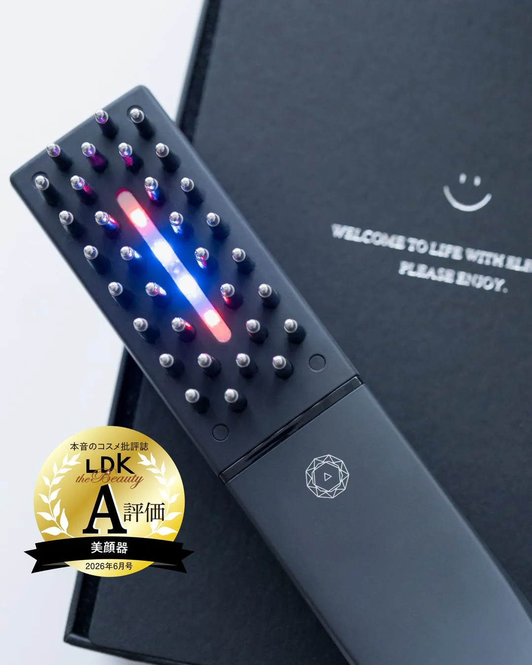 LDKでA評価を獲得したデンキバリブラシ 2.0。赤と青のLEDが印象的なブラシ型美顔器です。