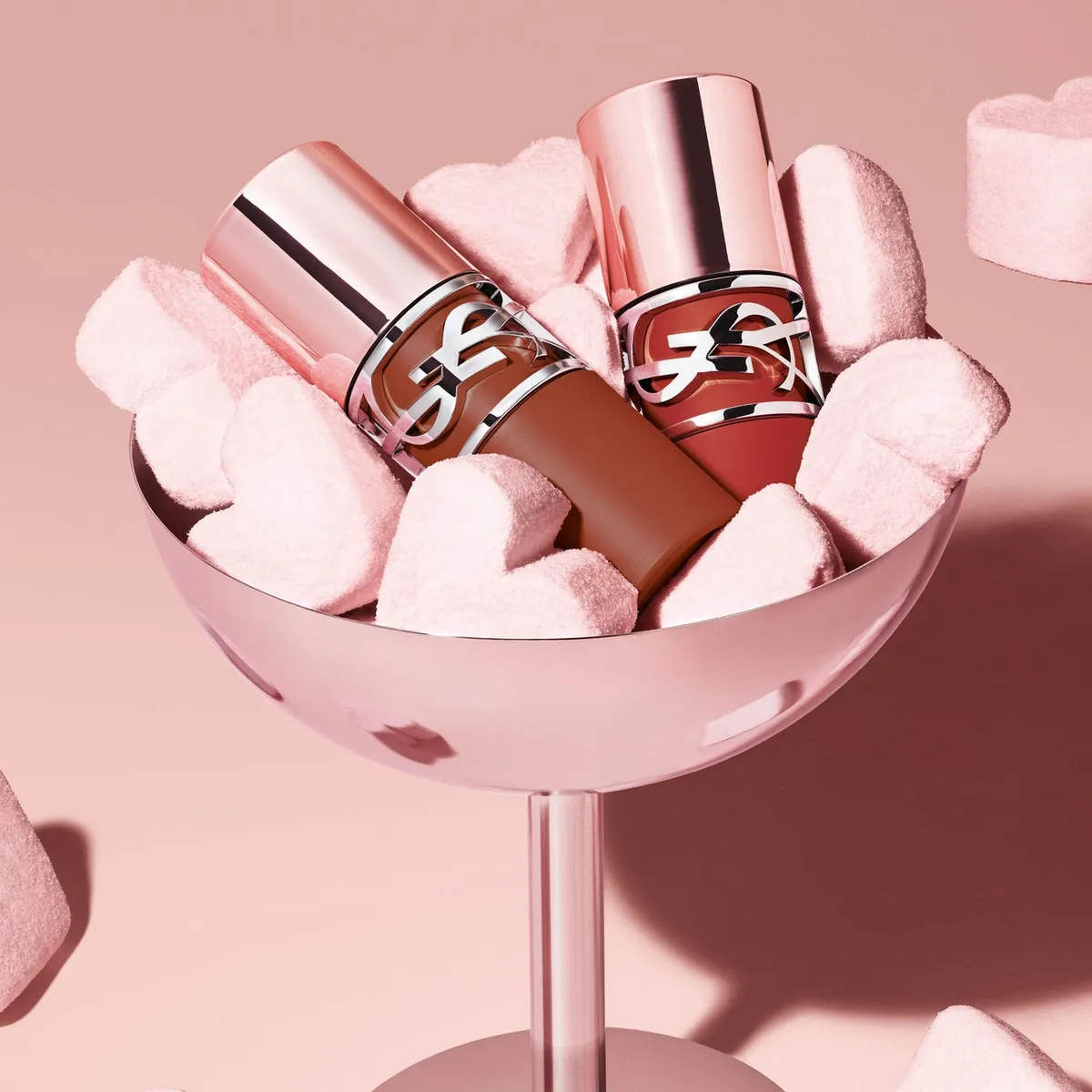 YSL ラブヌード リップ ステインのパッケージとハートのマシュマロ