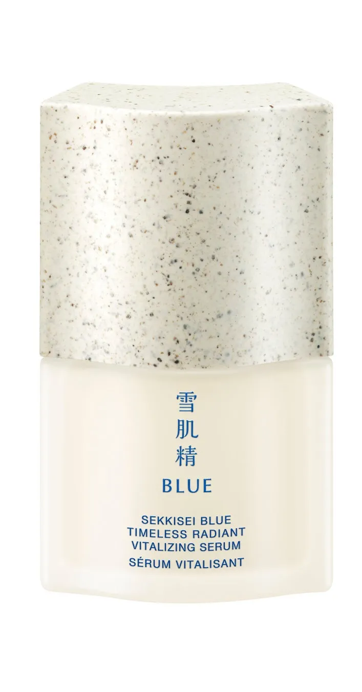 ストーン調のキャップが印象的な雪肌精 BLUEのボトルデザイン