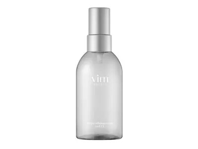 新作のkeep confidence mist cool EX。クールな印象のグレーのボトルが特徴的です。